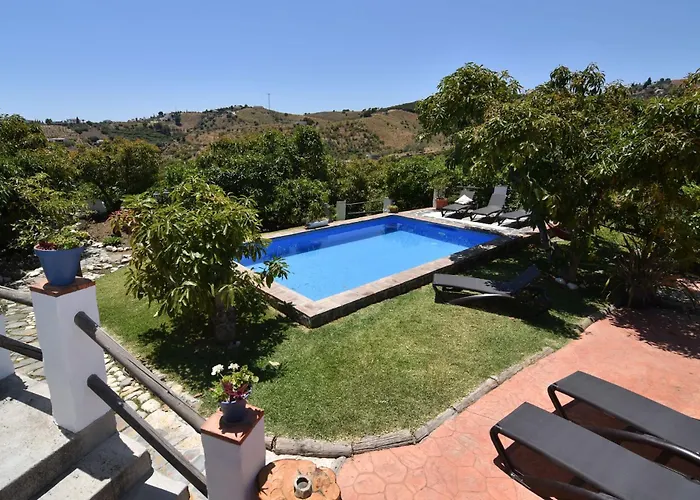 At Short Walk From 빌라 프리질리아나